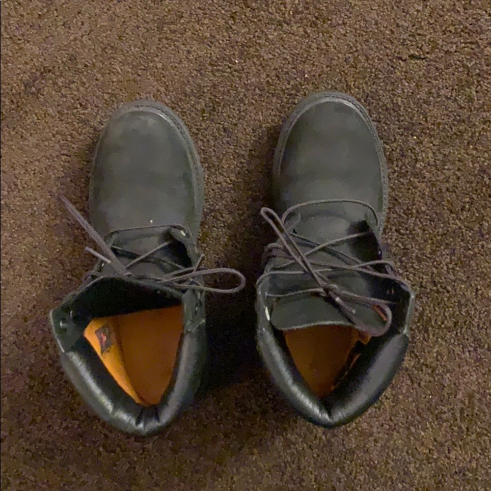 Timbs - Picture 4 of 5